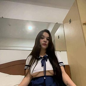 Kate Piccolina escort in Manila offers Girlfriend Experience (GFE) services