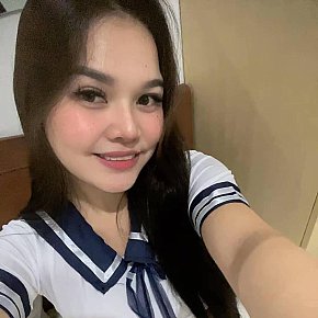 Kate Piccolina escort in Manila offers Girlfriend Experience (GFE) services