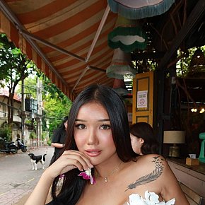 Malin-KL Pequeña Y Delgada escort in Phuket offers Venida en el cuerpo (COB)
 services