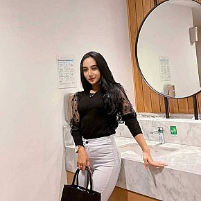 Atiyah Model /Ex-model
 escort in Petaling Jaya offers Erotic massage services
