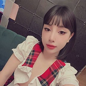 Akina escort in Dubai offers Experiencia de Novia (GFE)
 services
