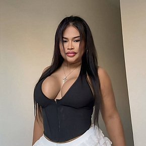 Wichuda Super-forte Di Seno escort in Doha offers Pompino senza preservativo services