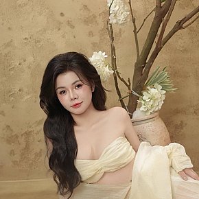 Yuki escort in Juffair