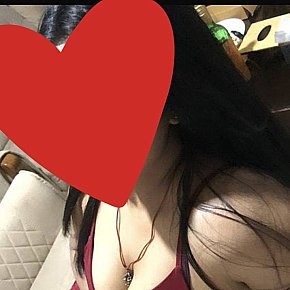 Jasmeet Colegiala escort in Delhi offers Mamada sin condón
 services