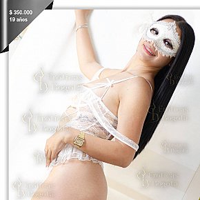 KAREN-EROTICAS Vip Escort escort in Bogota offers Kissing services