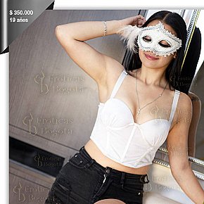 KAREN-EROTICAS Vip Escort escort in Bogota offers Kissing services