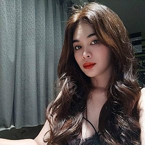 Annasandra escort in Singapore City offers Web cam services