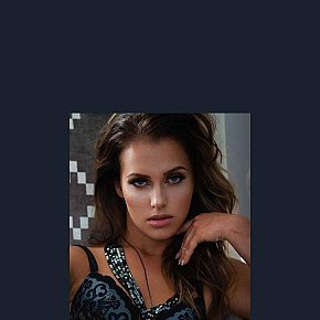 Anabelle escort in Amsterdam offers Pompino con preservativo services