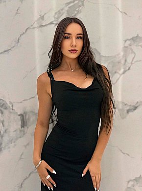 Sissie escort in  offers Oral fără Prezervativ services