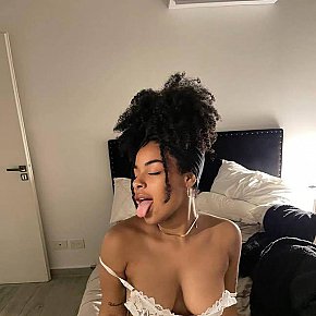 Louise escort in Avignon offers Küssen bei Sympathie services