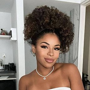 Louise escort in Avignon offers Küssen bei Sympathie services