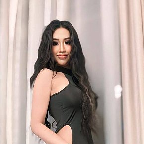 Angela escort in Dubai offers Pompino senza preservativo services