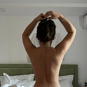 Luky escort in Doha