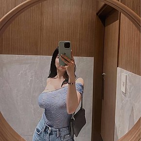 Annatia escort in 