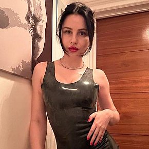Mistress-Ella Naturală escort in London offers Spanking (Activ) services