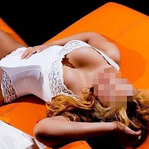 Julia escort in Bürstadt offers Fingern services