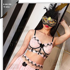 LUCIANA-EROTICAS Entièrement Naturelle escort in Bogota offers Pipe avec capote services