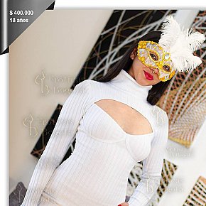 LUCIANA-EROTICAS Entièrement Naturelle escort in Bogota offers Pipe avec capote services