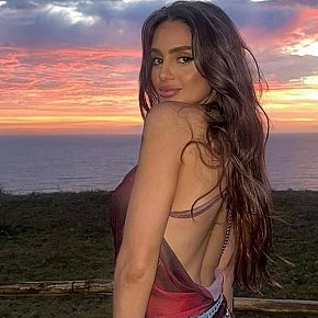 Joneva Completamente Natural escort in London offers Experiência com garotas (GFE) services