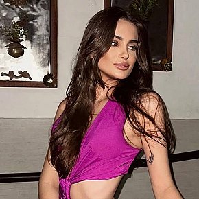 Joneva Completamente Natural escort in London offers Experiência com garotas (GFE) services