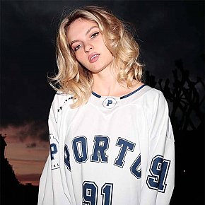 Barbie All Natural
 escort in London offers Girlfriend Experience (GFE) services