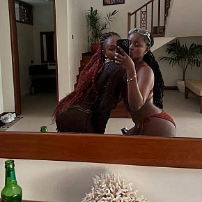 Threesome-sx escort in Kampala offers Sexo anal services