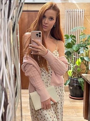 Dionce Vip Escort escort in London offers Sexo em diferentes posições services