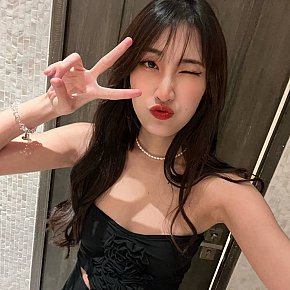 Apsara Vip Escort escort in Bangkok offers Posición 69 services