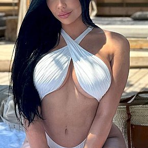 Aleja Completamente Naturale escort in London offers Girlfriend Experience (GFE) services