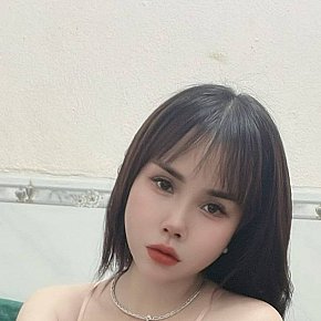 Anna escort in Singapore City offers Cum on Face services