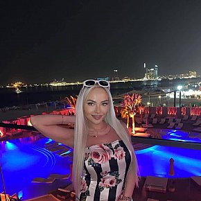 Arina Vip Escort escort in Dubai offers Intimmassage services