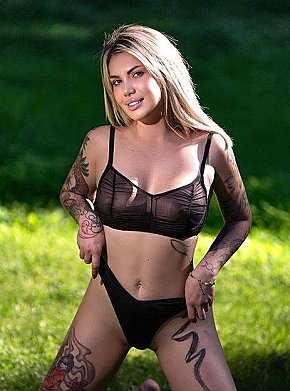 Lunna-Hot escort in Berlin offers Massagem próstatica services