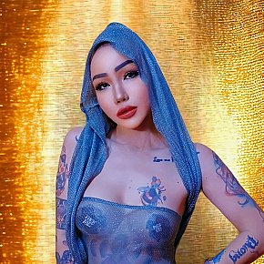 Hanna escort in Abu Dhabi