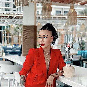 Hanna escort in Abu Dhabi