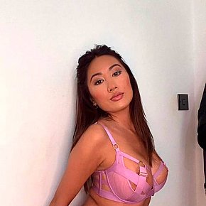 Tahlia escort in London offers Masturbação services
