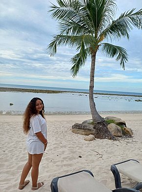 KatePattaya escort in Pattaya offers Sărut Franţuzesc services