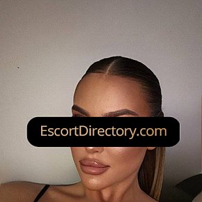 Eva escort in Bratislava offers Doccia dorata (attivo) services