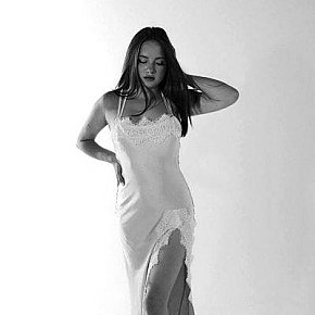 Loola escort in  offers Podolatria services