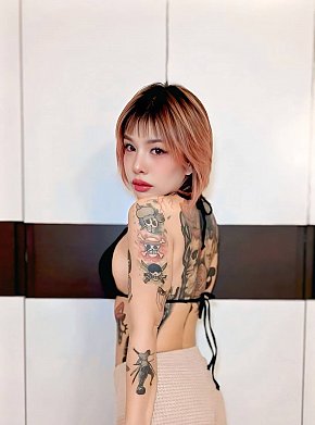 Zara escort in  offers Finalizare pe Corp(COB) services