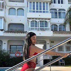 Sara escort in 
