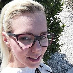 Caza Piccolina escort in Winnipeg offers Dildo/sex toys services