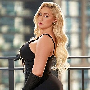 Lira Naturală escort in Riyadh offers Girlfriend Experience(GFE) services