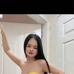 Mary Natürlich escort in Manila