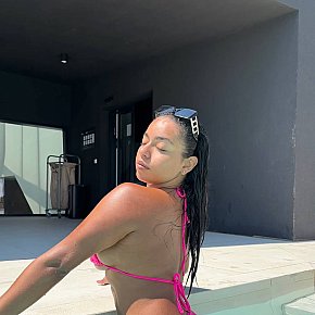 Stella Super Gros Seins escort in  offers Position 69 services