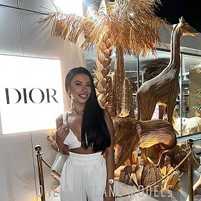 Anitta Vip Escort escort in London offers Experiência com garotas (GFE) services