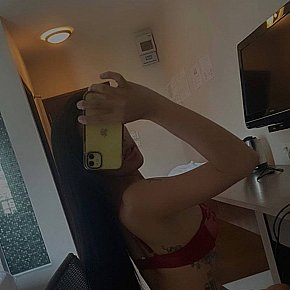 Isabella Fitness Girl escort in Bangkok offers Sărut Franţuzesc services
