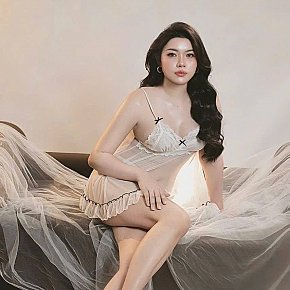 Mia escort in Manama