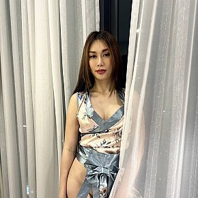 Rose escort in Singapore City