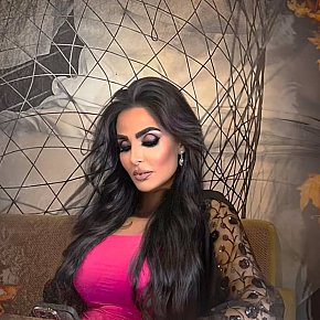 Nurse-Karima Prof De Fitness escort in Muscat offers Massage érotique services