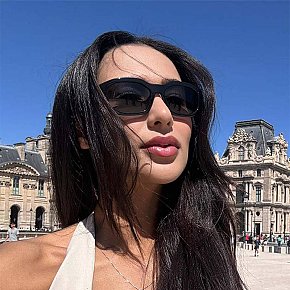 Verona Entièrement Naturelle escort in London offers Experience 